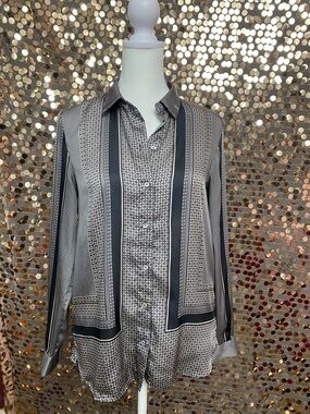 H&M black and gray patterned button up shirt size 4 #1509